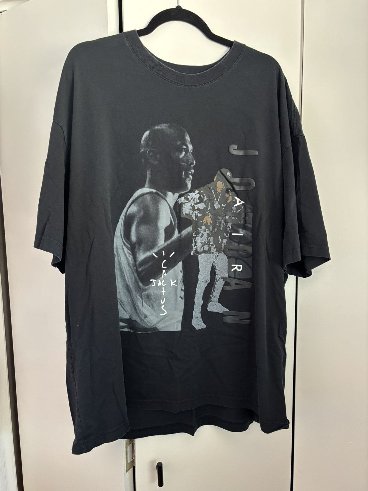 Jordan Brand × Travis Scott Travis Scott x Jordan “Cactus Jack” tee Size US XXL / EU 58 / 5 - 1 Thumbnail
