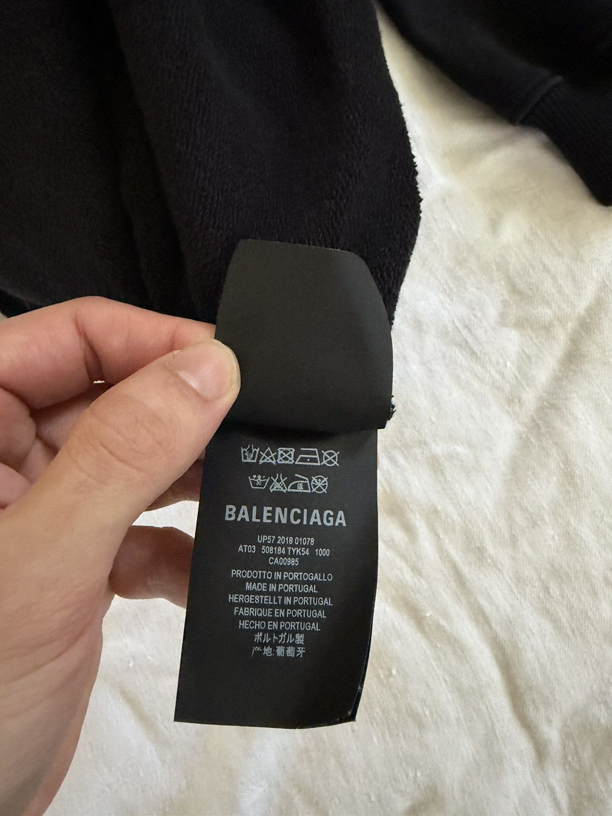 Balenciaga Balenciaga classic middle back logo hoodie Size US S / EU 44-46 / 1 - 4 Thumbnail