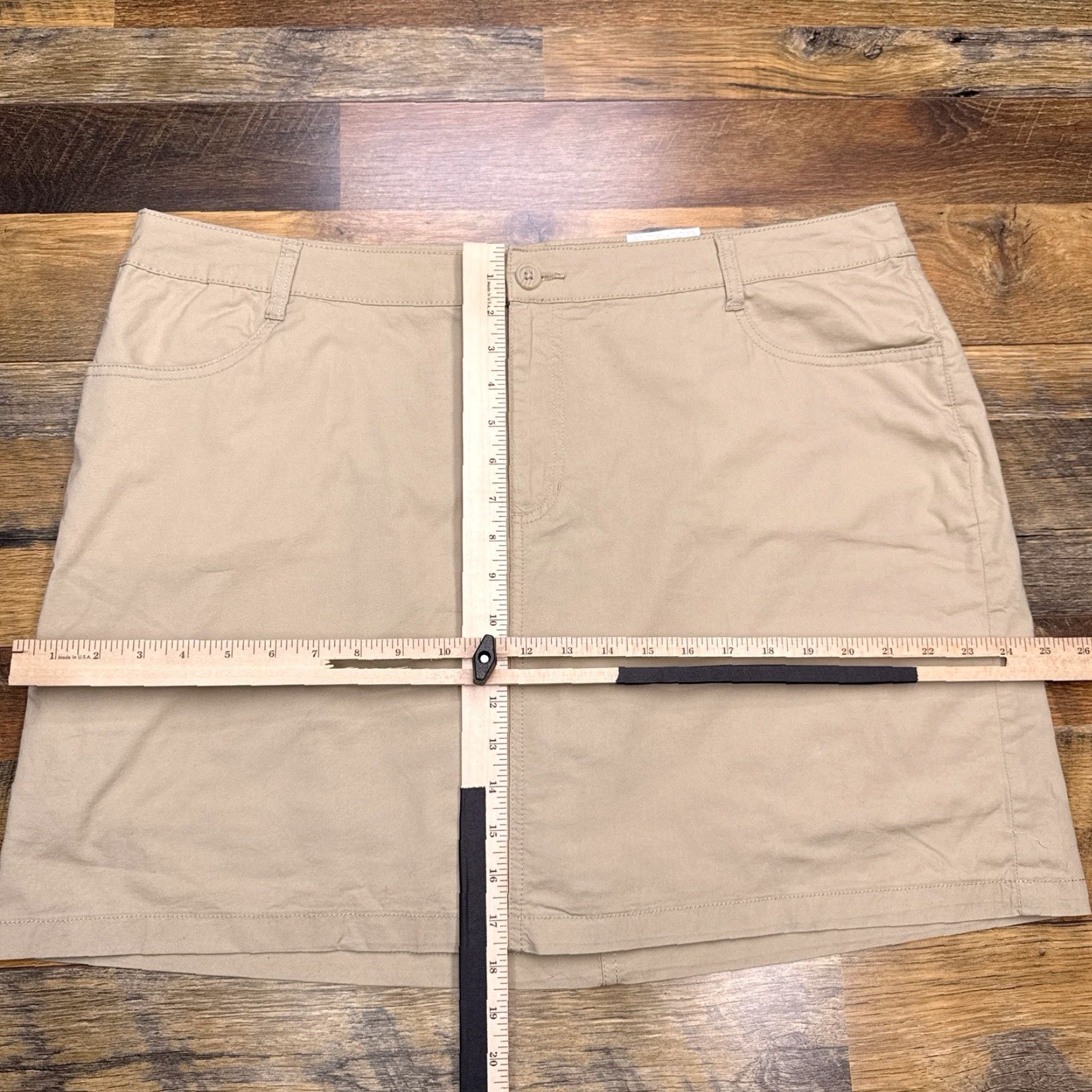 Vintage St Johns Bay Skort Short Womens 20 Tan Mid Rise Stretch New Size 42" / US 20 - 7 Thumbnail