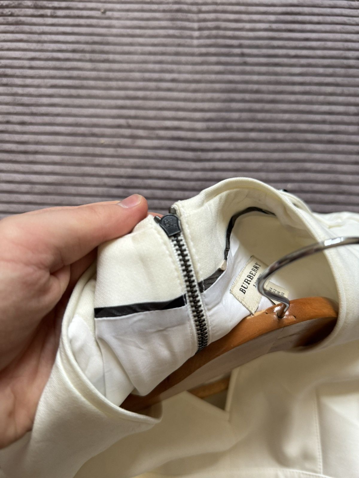 Burberry Vintage Y2K Burberry Luxury Dress Designer 36IT White Size XS / US 0-2 / IT 36-38 - 14 Thumbnail