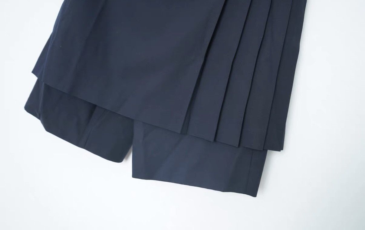 Comme des Garcons Comme des Garçons Double Pleated Wool Shorts Size US 32 / EU 48 - 4 Thumbnail