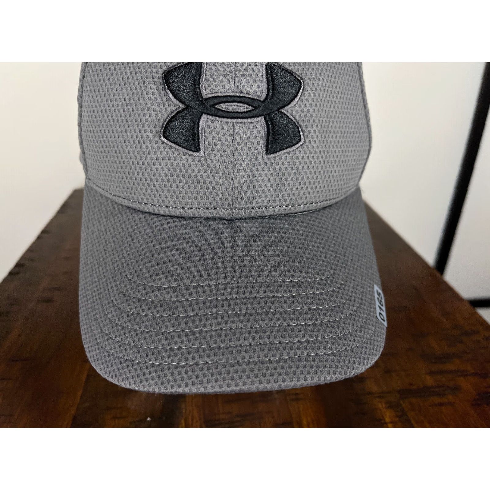 Under Armour Under Armour Hat Cap Fitted Adult Large Gray Logo Classic Fit Polyester Baseball Cap Mens Size ONE SIZE - 4 Thumbnail