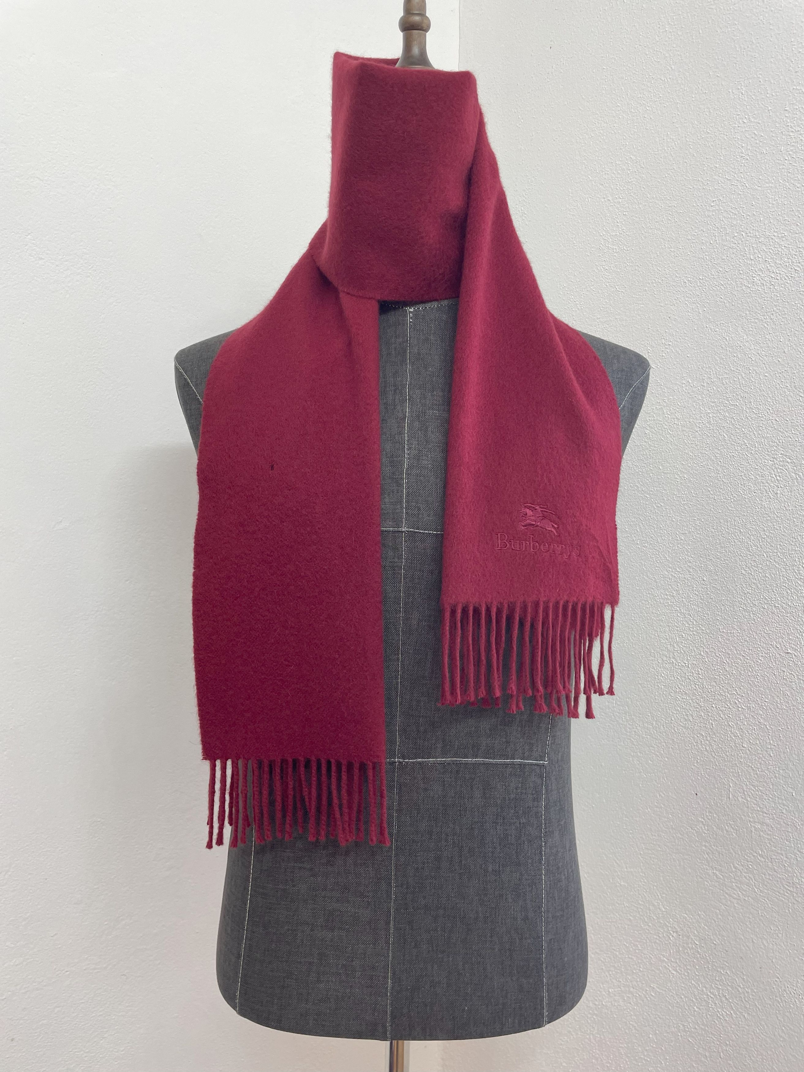 Burberry Burberrys Scarf / Muffler - 6129 Size ONE SIZE - 1 Thumbnail