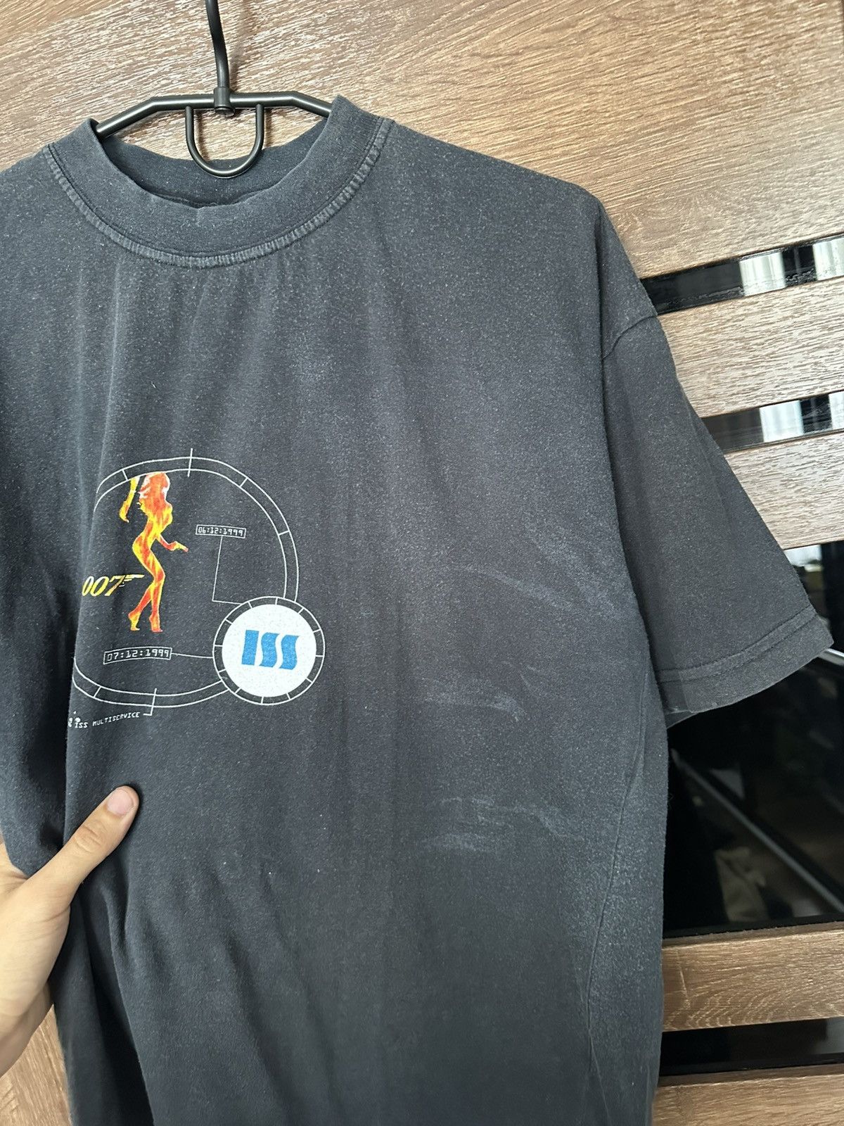 Vintage 1999 James Bond 007 Vintage Movie T-Shirt Tee Size US XL / EU 56 / 4 - 12 Thumbnail