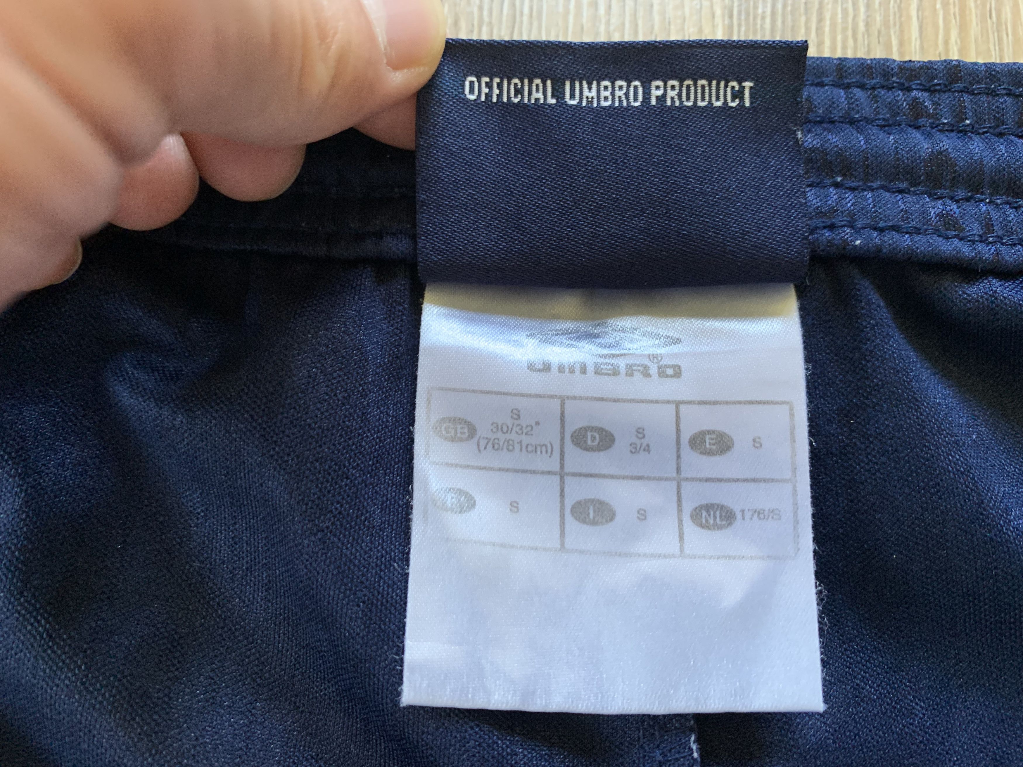 Umbro × Vintage Vintage Umbro Monograme Football Soccer Shorts Size US 30 / EU 46 - 7 Thumbnail