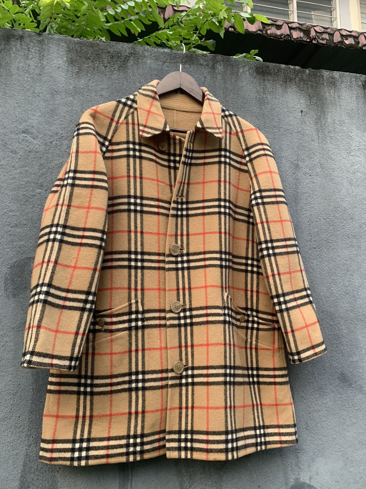 Burberry 🔥BURBERRYS NOVA CHECK WOOL REVERSIBLE JACKET (WOMAN) Size US M / EU 48-50 / 2 - 5 Thumbnail
