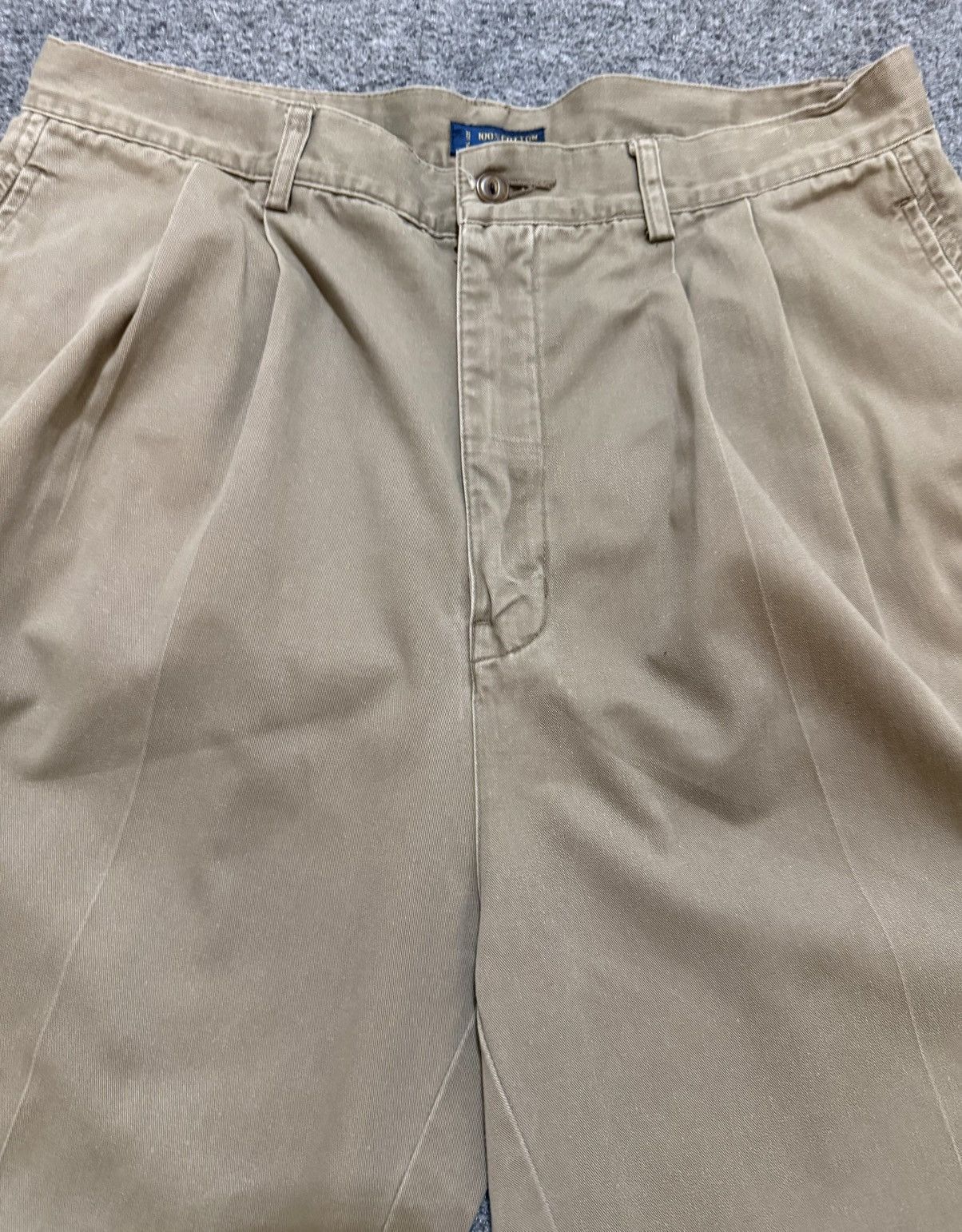 Chaps Ralph Lauren Vintage Chaps Ralph Lauren Pleated Chinos Tan 34x32 Size US 34 / EU 50 - 2 Thumbnail