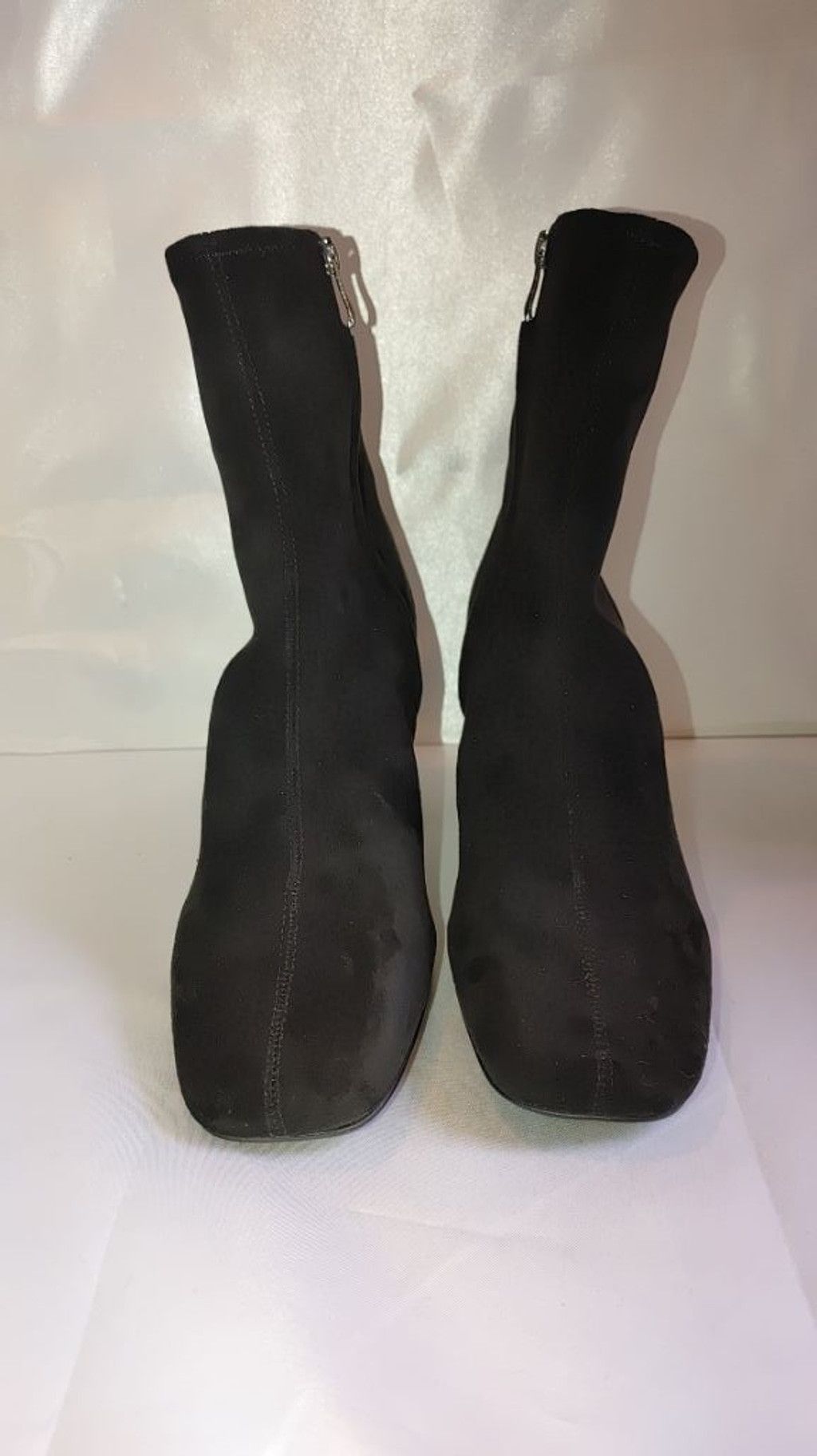 DKNY DKNY Cavale Suede Booties Size 10M NWOB Size US 10 / IT 40 - 4 Thumbnail