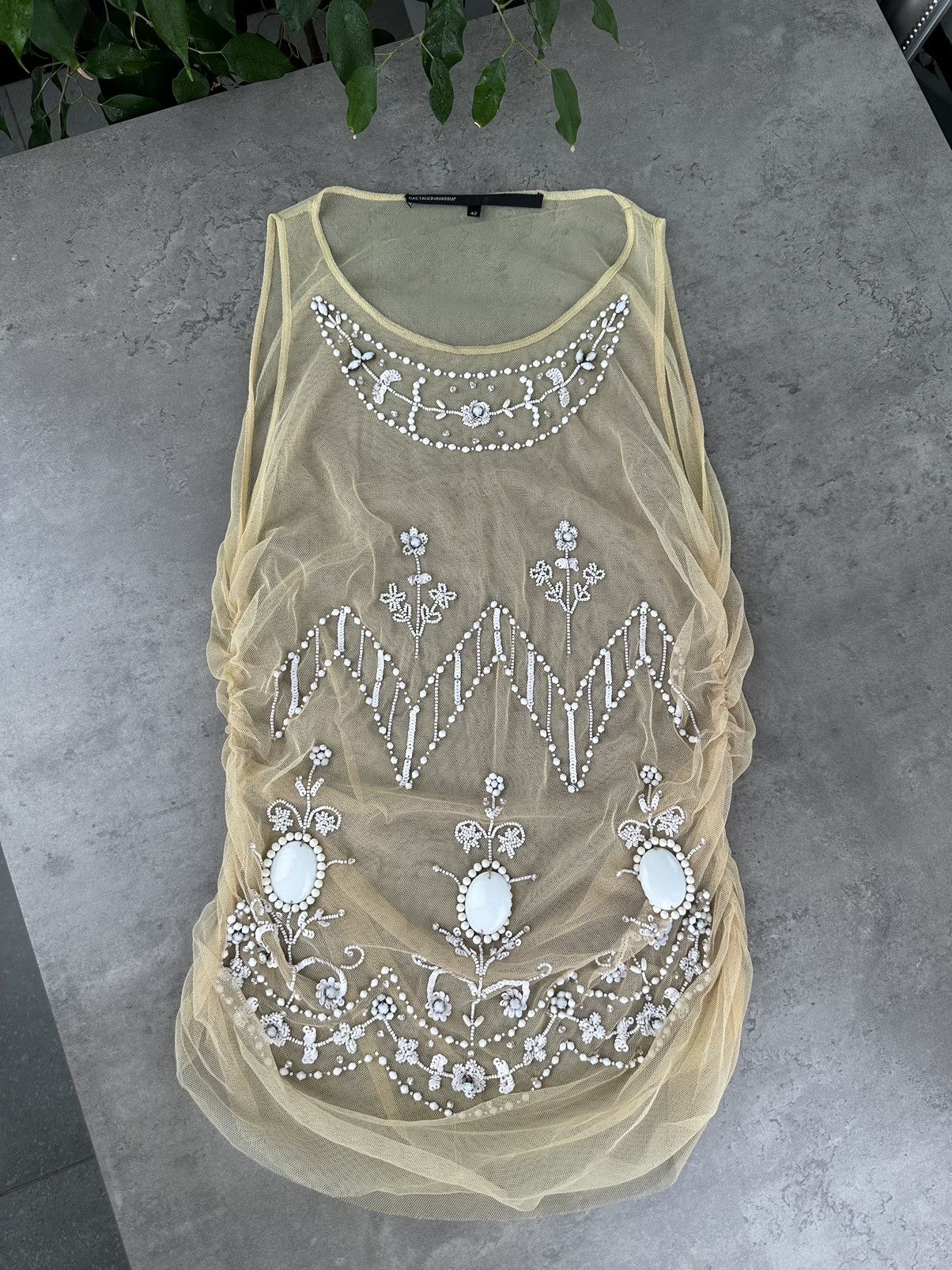 image of Avant Garde x Vintage Gaetano Navarra Mesh Tank Top in Beige, Women's (Size Medium)