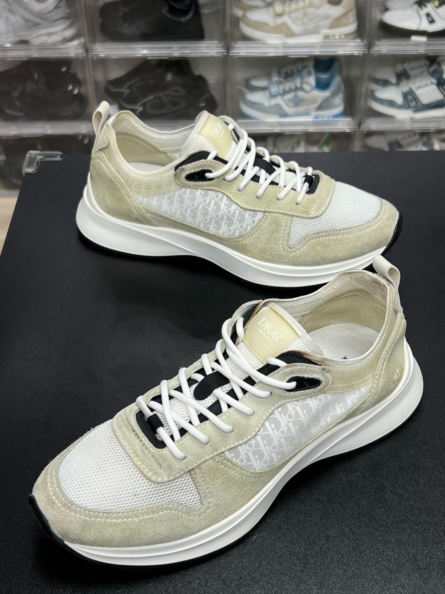 Dior Dior Running White Lowtop Sneakers 10 Men Size US 10 / EU 43 - 1 Thumbnail