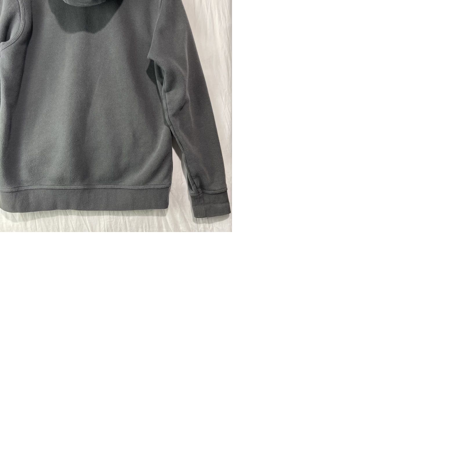 Nike Nike Nike Sportswear Hoodie Mens Medium Gray Carmel Beach Volleyball Club Center Swoosh Retro Sports Beach 90s Mens Size US M / EU 48-50 / 2 - 9 Thumbnail