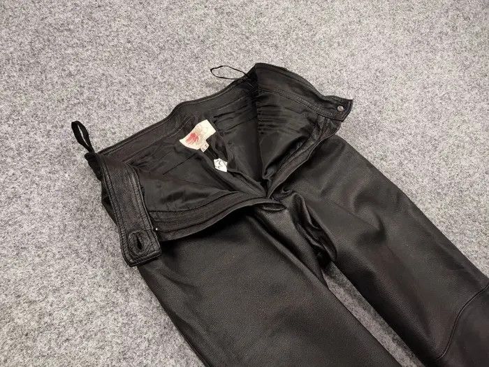 Japanese Brand Vintage Leather Black Pants Japanese Hype Travis Scott Size US 29 - 6 Thumbnail