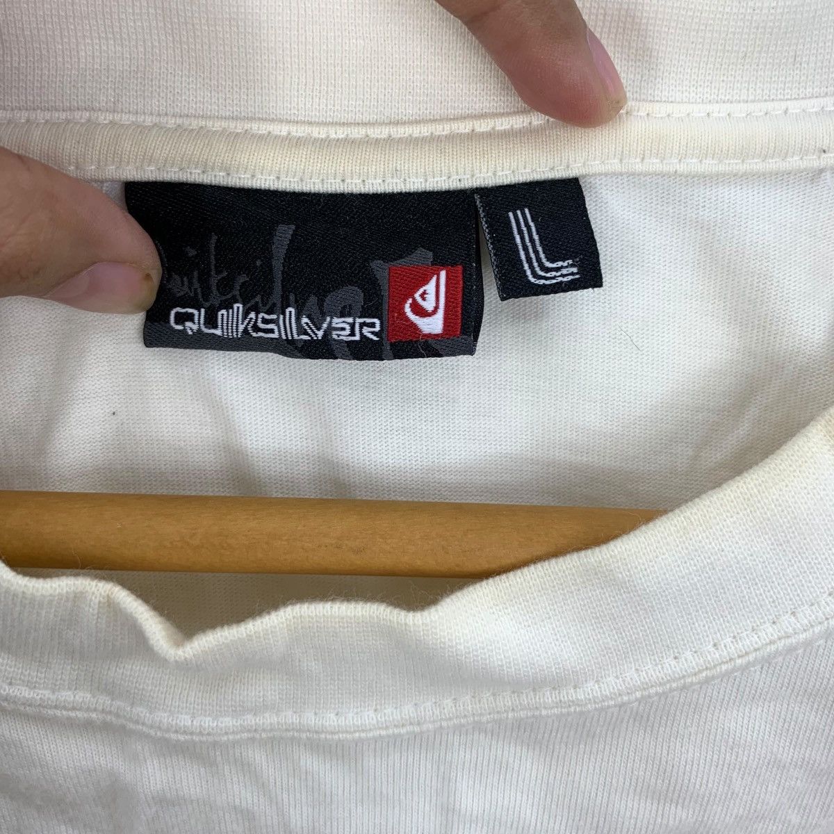 Quiksilver Vintage QUIKSILVER OKINAWA STORE Box Logo Surf Tee Shirt Size US L / EU 52-54 / 3 - 7 Thumbnail