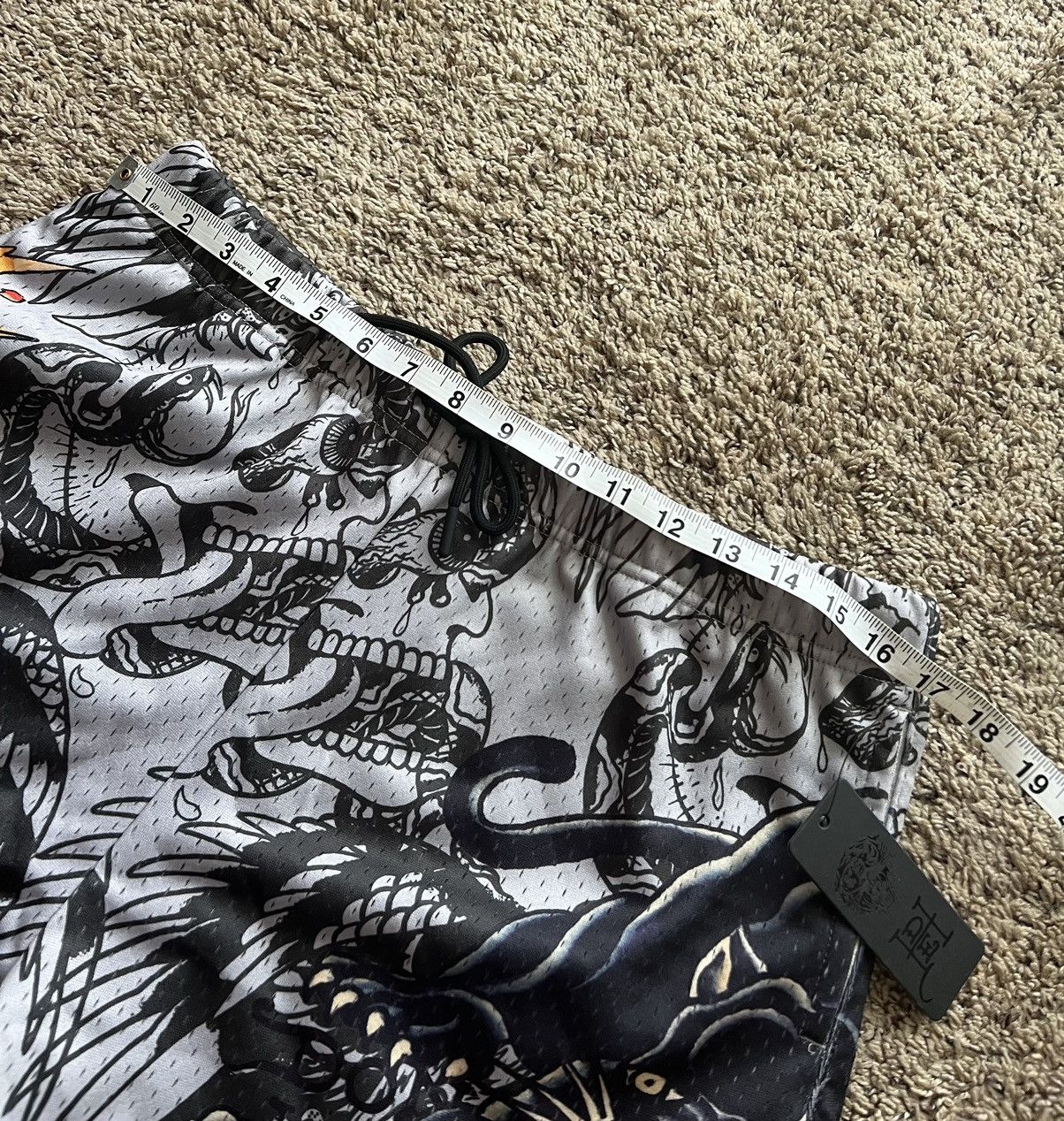 Christian Audigier × Ed Hardy × Japanese Brand Ed hardy full print jersey shorts RARE Y2K Size US 32 / EU 48 - 6 Thumbnail