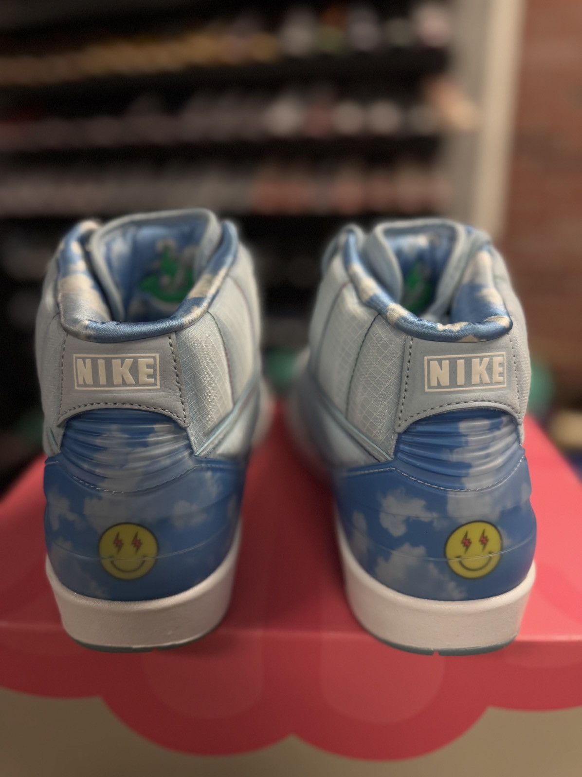 Jordan Brand × Nike Jordan 2 J Balvin Size 10.5 (DQ7691-419) Light Up Size US 10.5 / EU 43-44 - 8 Thumbnail
