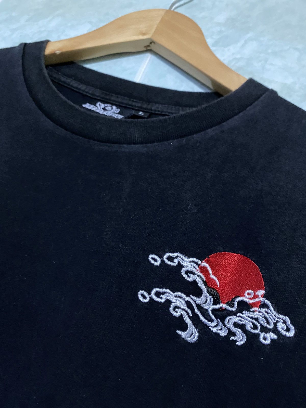 Demon × Japanese Brand Attitude Japan Embroidery Sukajan Art Demon Tee Size US L / EU 52-54 / 3 - 3 Thumbnail