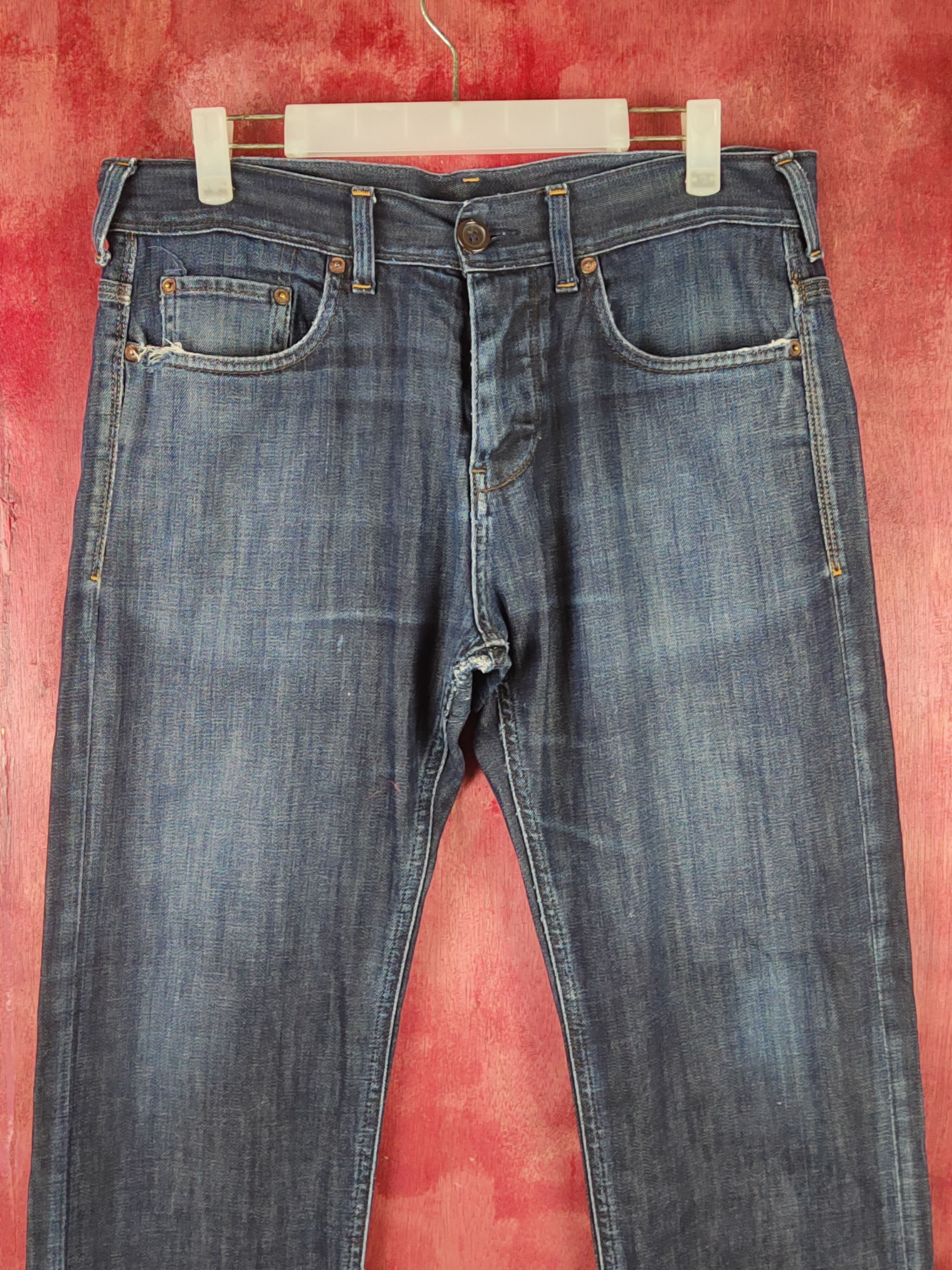 Armani Exchange Armani Exchange Dark Blue distressed jeans Denim #S1621 Size US 33 - 2 Thumbnail