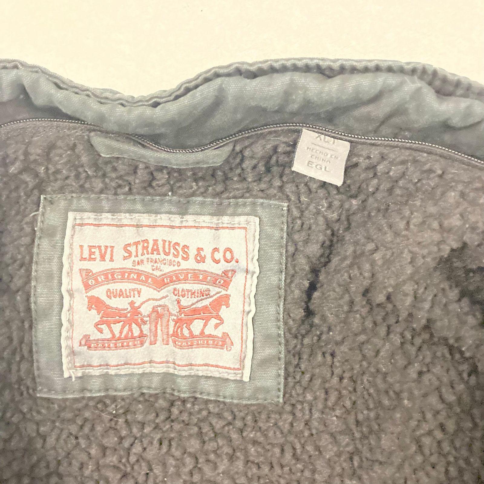Levi's Vintage Levi’s fur lined bomber Jacket Size US XL / EU 56 / 4 - 3 Thumbnail