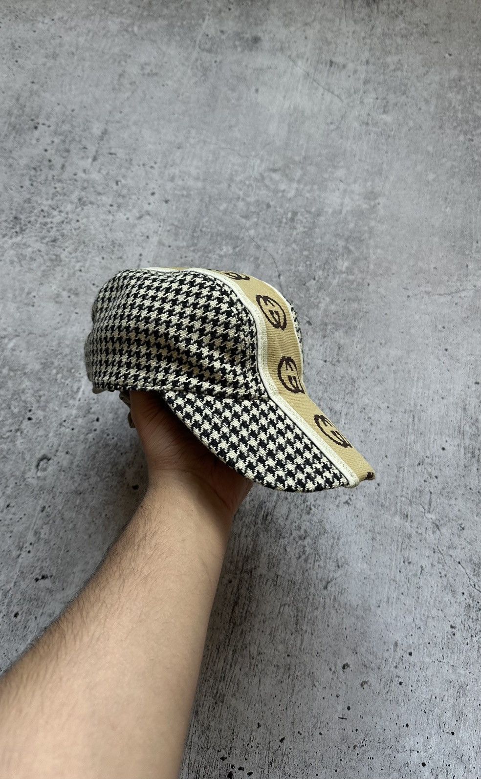 Gucci Gucci Multilogo Tweed Style Hat Size ONE SIZE - 2 Thumbnail