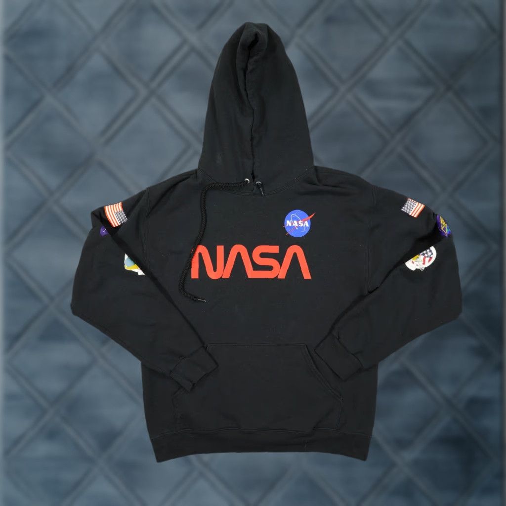 Vintage Bowery Supply Co NASA Hoodie Mens Medium Black Pullover Graphic Space Patches Size US M / EU 48-50 / 2 - 1 Thumbnail