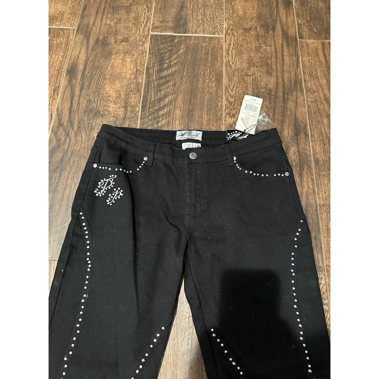 Vintage NWT Platinum Plush Jeans Womens Size 11 Bedazzled Rhinestone Logo Black Y2K Jeans Womens Size 11 Black Rhinestone Logo Platinum Plush Jeans Size 32" / US 10 / IT 46 - 5 Thumbnail