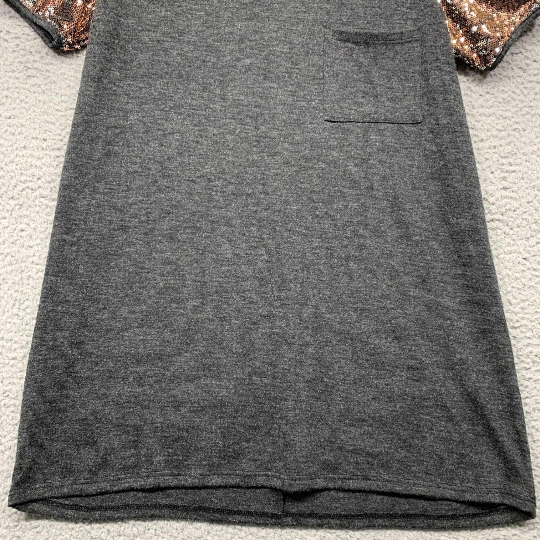 Vintage Vanilla Bay T-Shirt Women’s Size M Gray Front Pocket Bronze Sparkle Sleeves Shirt, Casual, Relaxed Fit Size M / US 6-8 / IT 42-44 - 3 Thumbnail