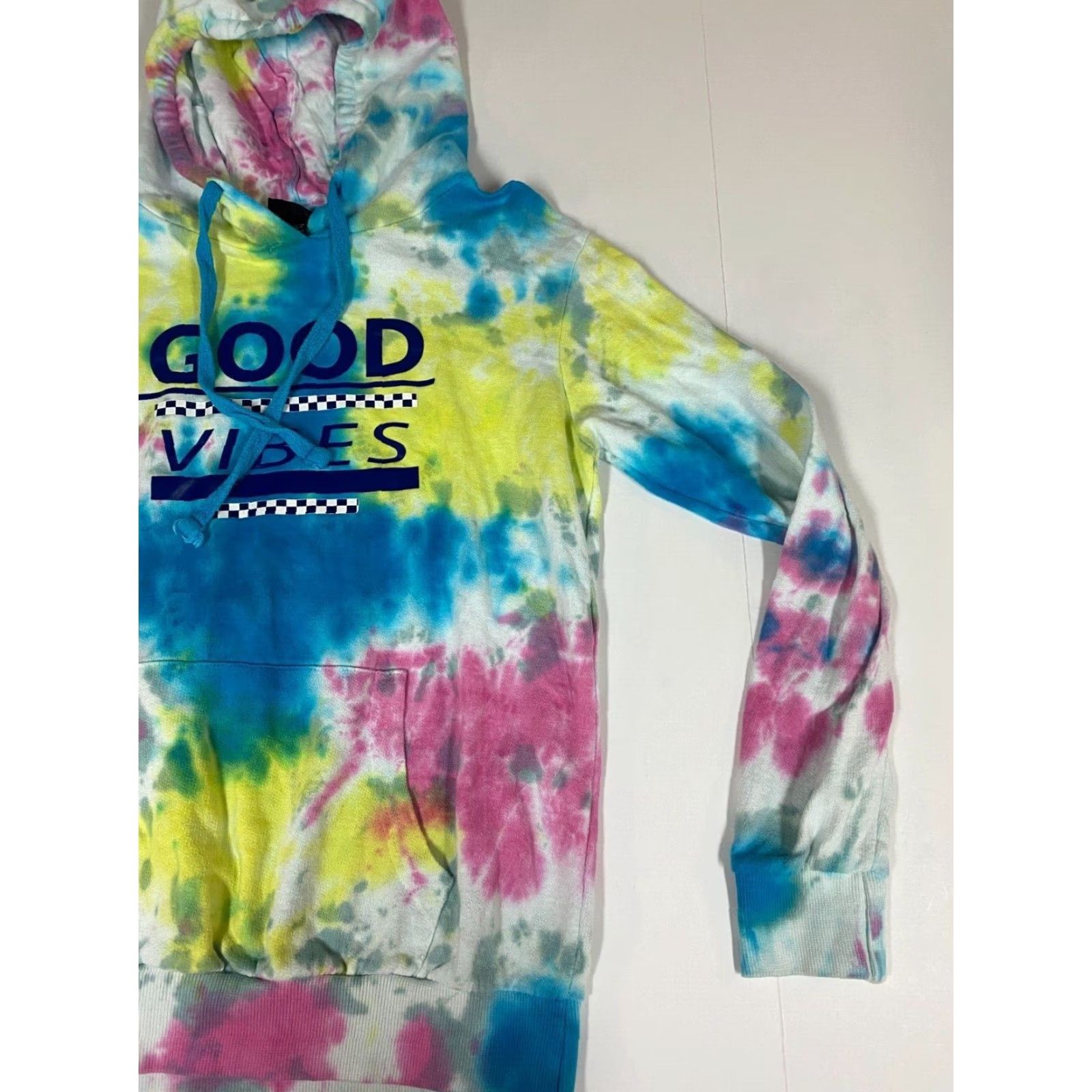 Vintage Good Vibes Womens Sweater Medium Tie Dye Rue21 Pullover Crew Neck Bell Sleeve Blue Knit Pullover Women Fashion 90s? Size M / US 6-8 / IT 42-44 - 2 Thumbnail