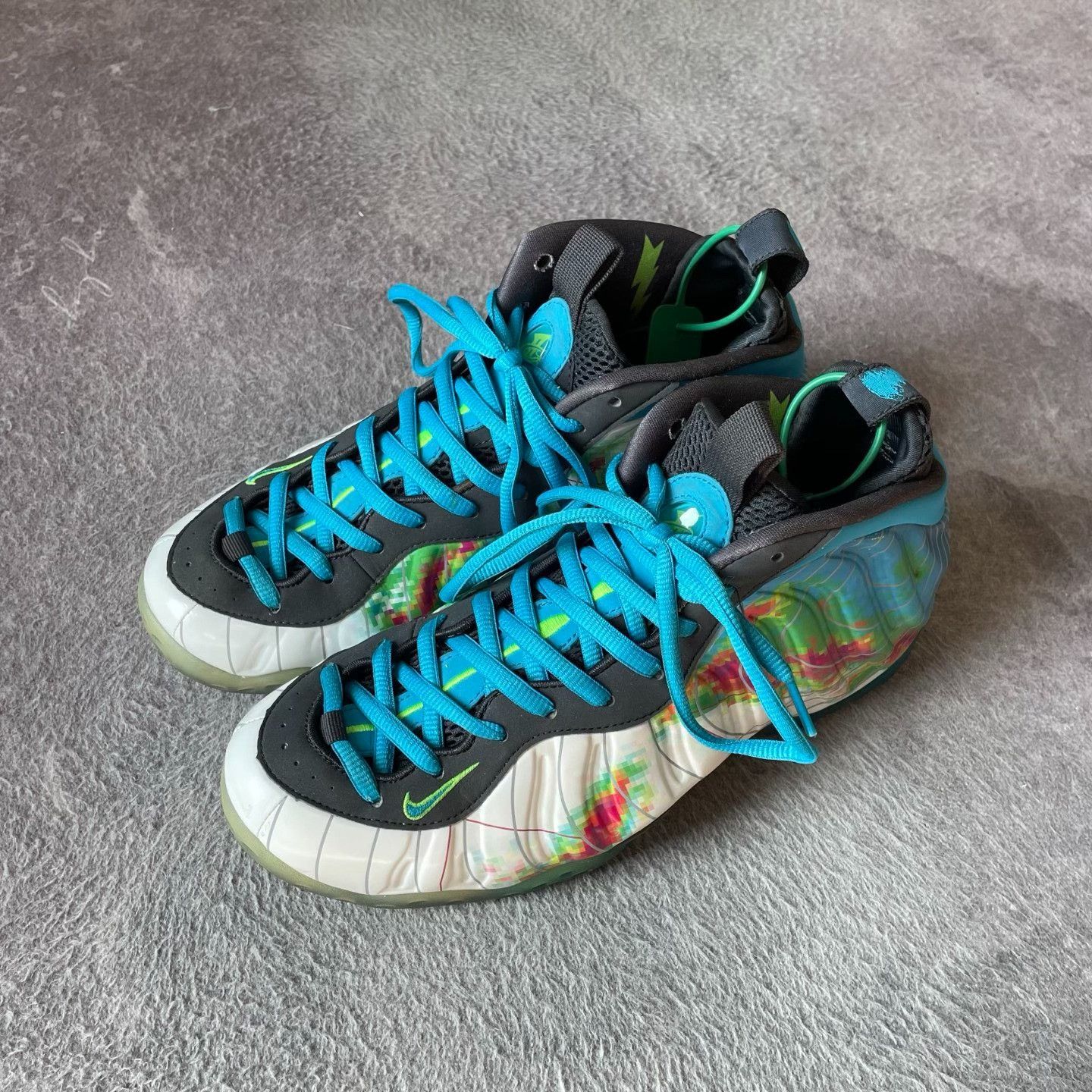 Nike Nike Lowtop Sneakers 44.5 Men Size US 11 / EU 44 - 1 Thumbnail