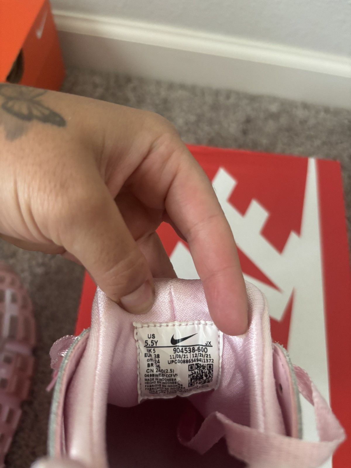 Nike Pink Huaraches Size US 5.5 / IT 35.5 - 7 Thumbnail