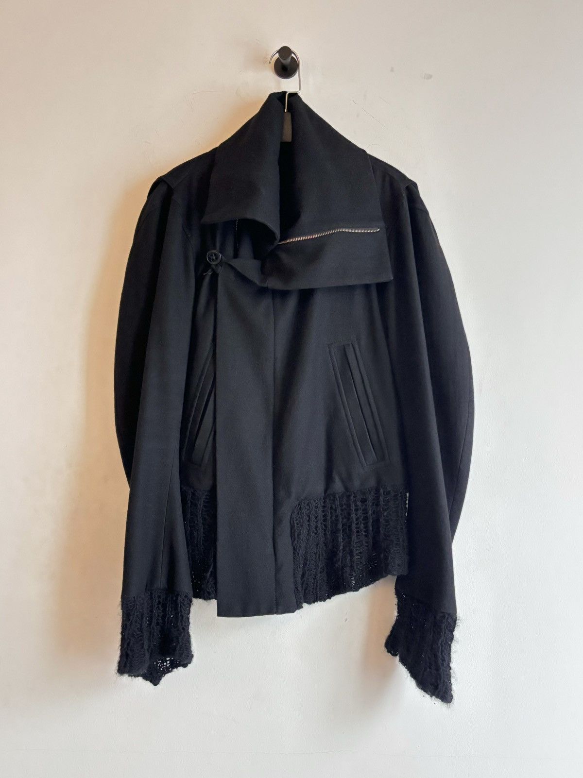 Ann Demeulemeester Ann Demeulemeester | AW2005 Asymmetric Ninja Jacket Size US S / EU 44-46 / 1 - 1 Thumbnail