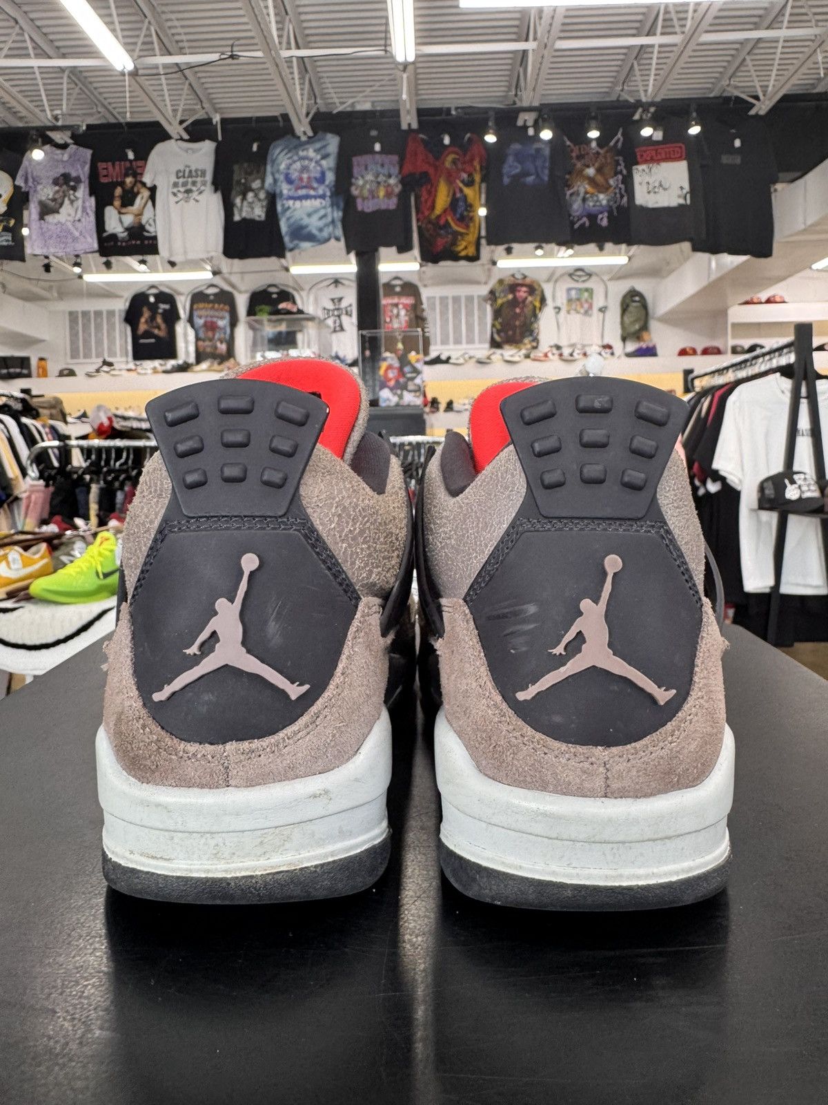 Jordan Brand × Nike Air Jordan 4 Taupe Haze Size Size 7Y (2021) Size US 7 / EU 40 - 5 Thumbnail