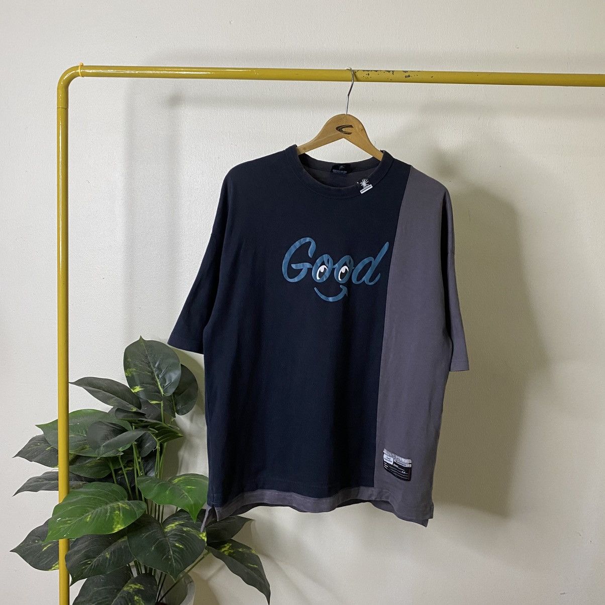 GU × Maison MIHARA YASUHIRO Good Inspiration By Mihara Yasuhiro Collaboration T Shirt Size US L / EU 52-54 / 3 - 1 Thumbnail