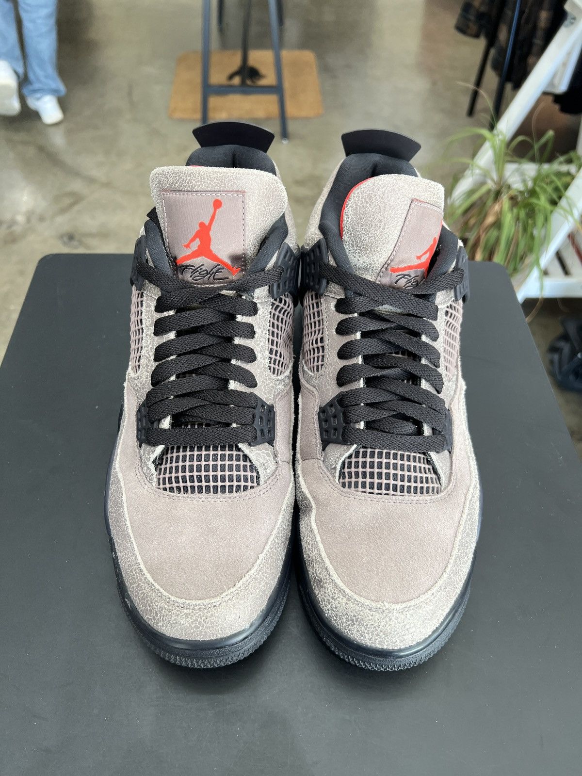 Jordan Brand Air Jordan 4 Taupe Haze Sz. 11.5 (2021) Size US 11.5 / EU 44-45 - 2 Thumbnail