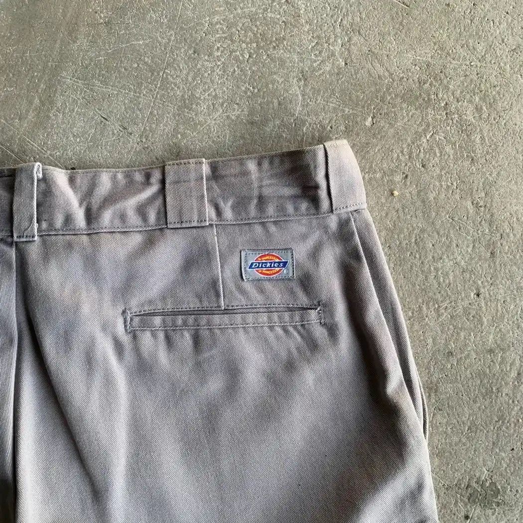 Dickies VINTAGE DICKIES 32x31 TROUSERS WORK WEAR BAGGY CHINO PANTS Size US 32 / EU 48 - 12 Thumbnail