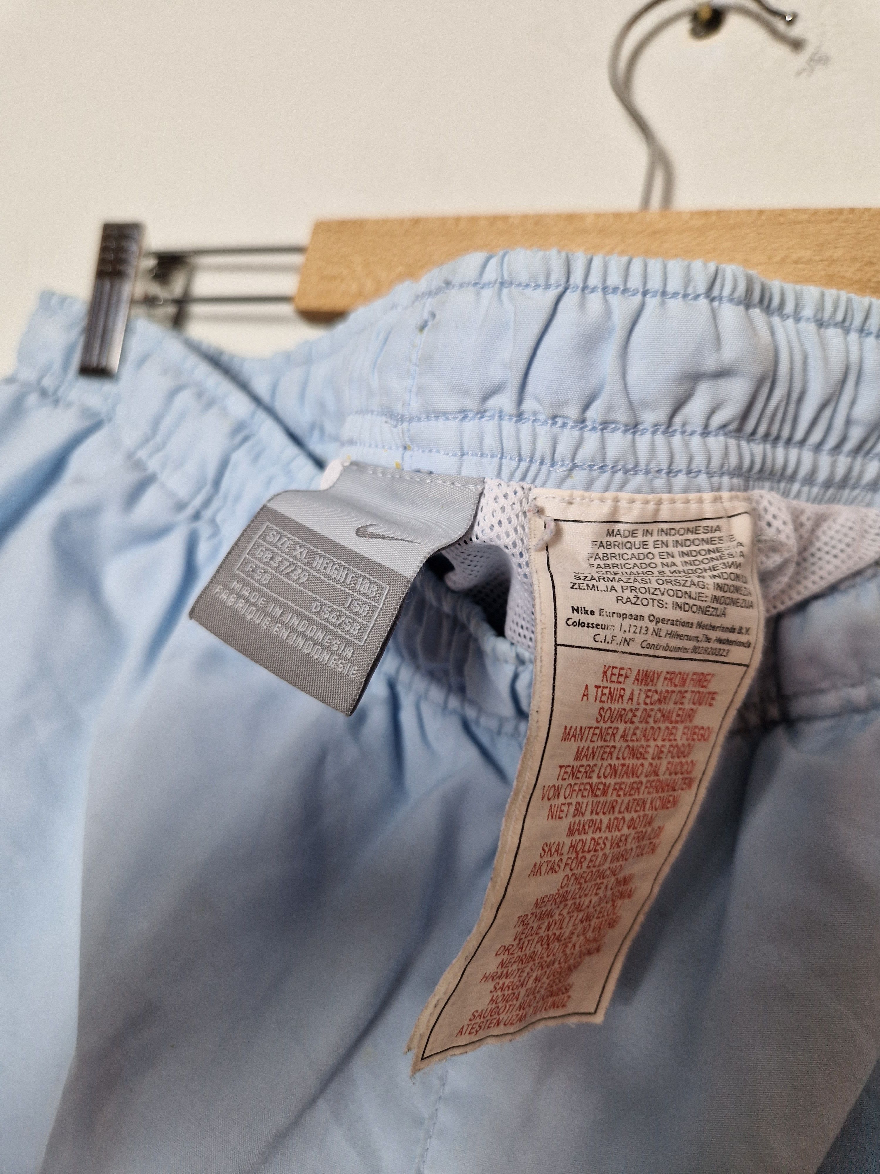 Nike Nike baby blue vintage shorts swoosh y2k Size US 34 / EU 50 - 4 Thumbnail