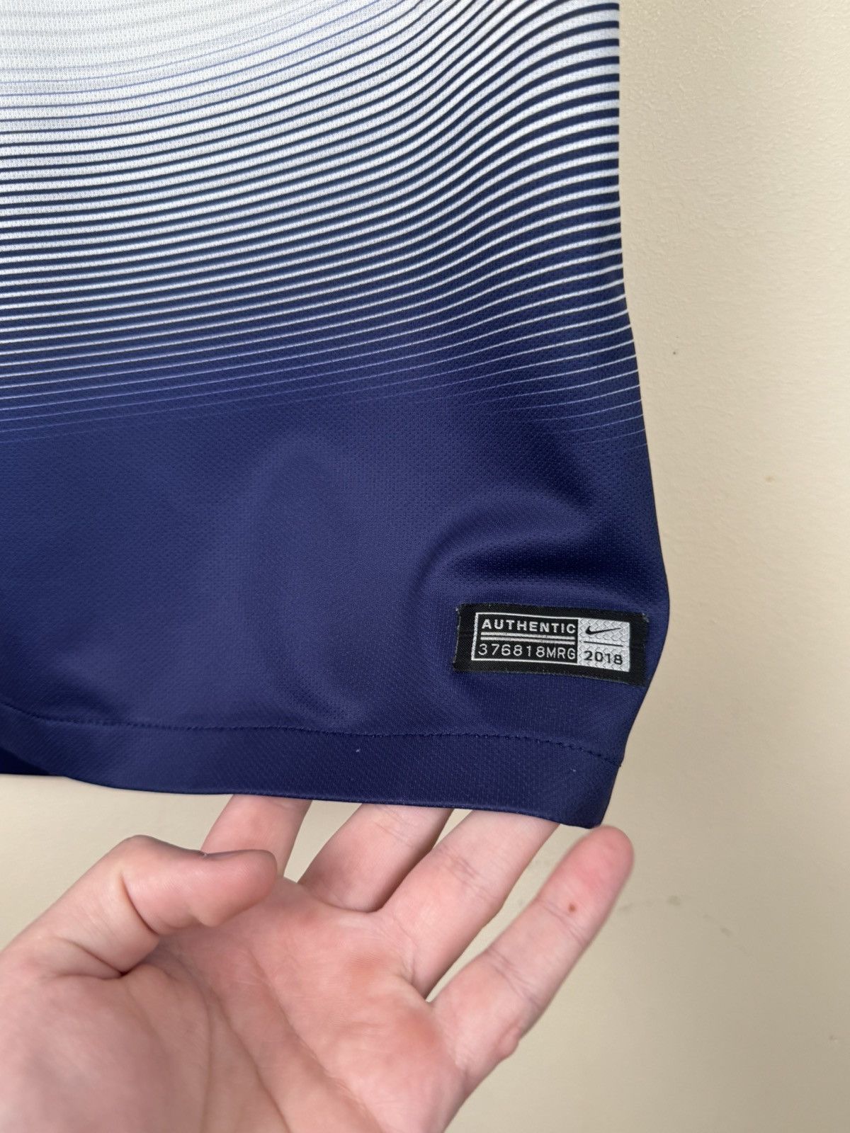 Nike Nike Tottenham 2018-2019 Home Soccer Jersey Men's S Back Size US S / EU 44-46 / 1 - 9 Thumbnail