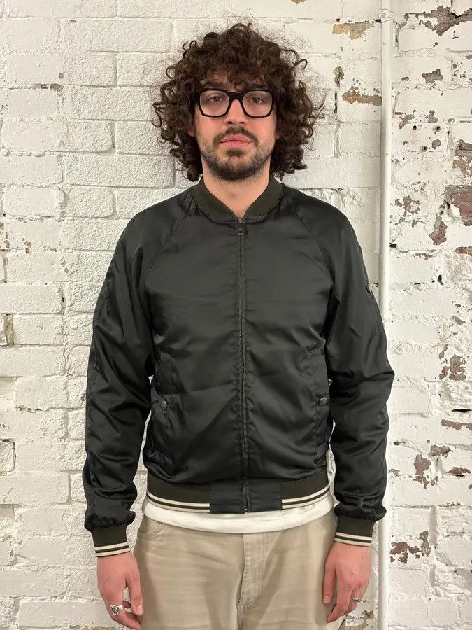 Prada FW2016 Prada Olive Nylon Bomber Jacket Size US M / EU 48-50 / 2 - 2 Thumbnail