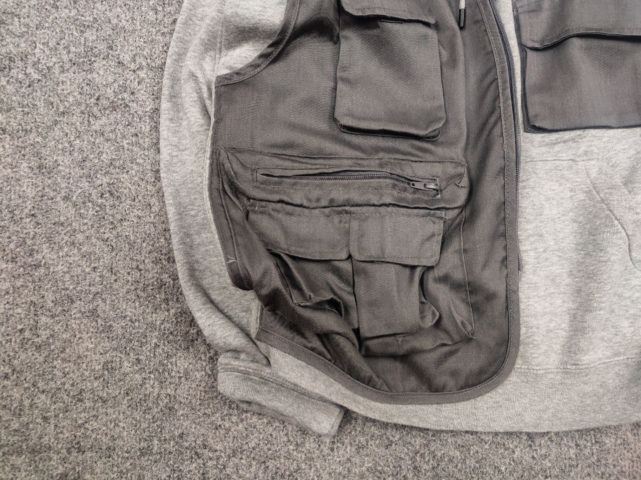 Nike Vintage Nike Custom Cargo Pocket Vest Oversized Hoodie Y2K Size US S / EU 44-46 / 1 - 8 Thumbnail
