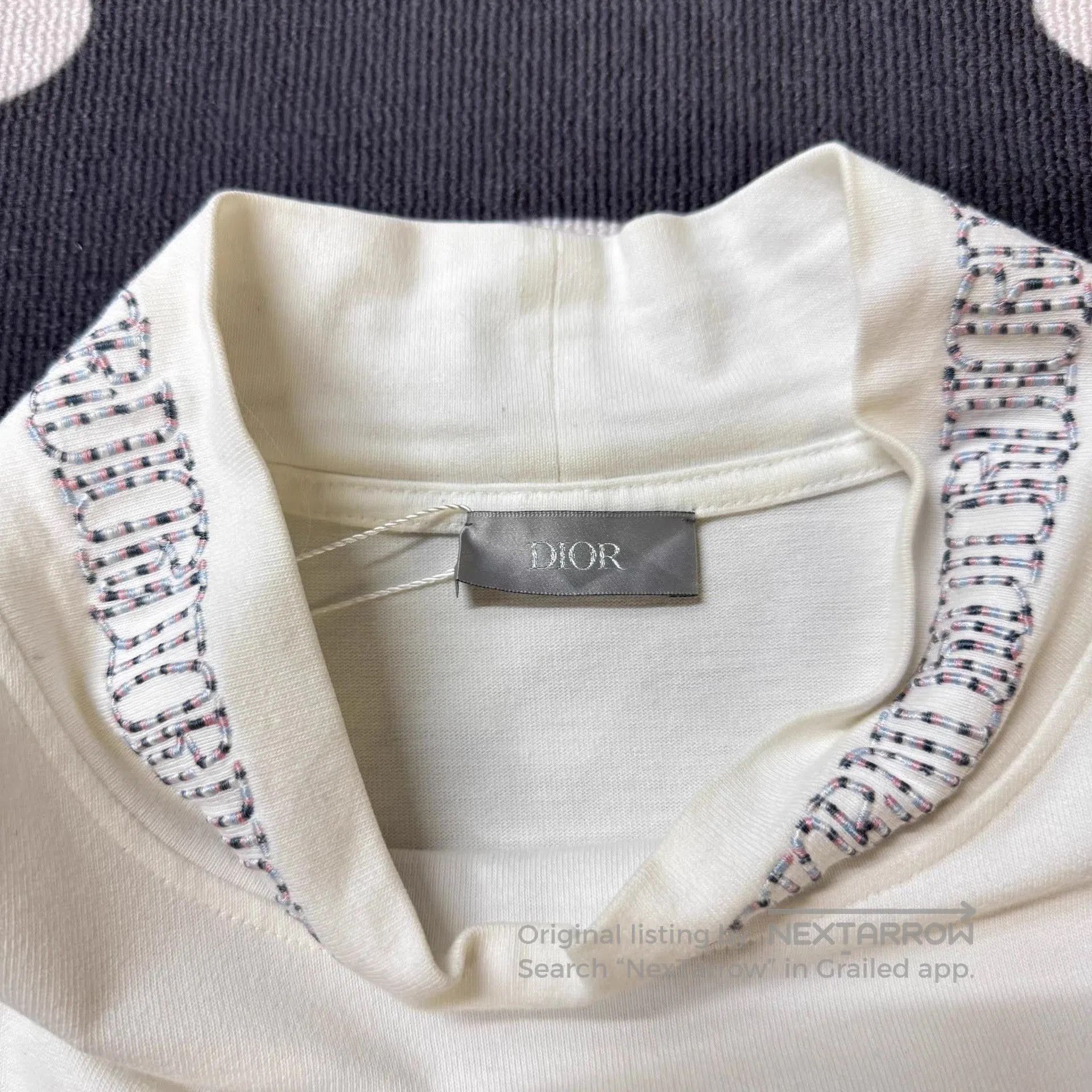 Dior White Short Sleeve Shirt with Embroidered Bee Design. Size US M / EU 48-50 / 2 - 6 Thumbnail