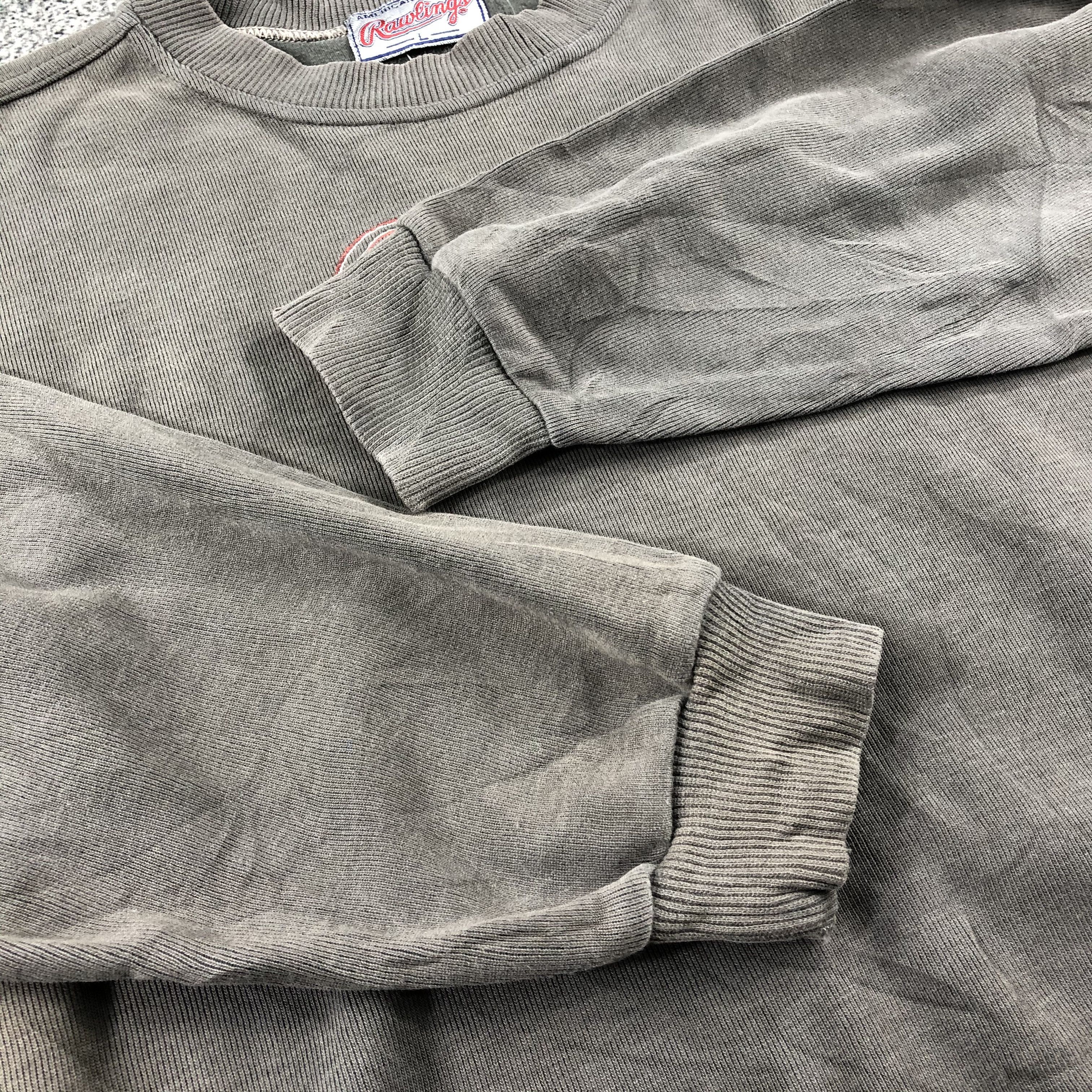 Vintage Vintage 90s Rawlings Sun faded Crewneck Sweatshirt F144 Size US L / EU 52-54 / 3 - 5 Thumbnail
