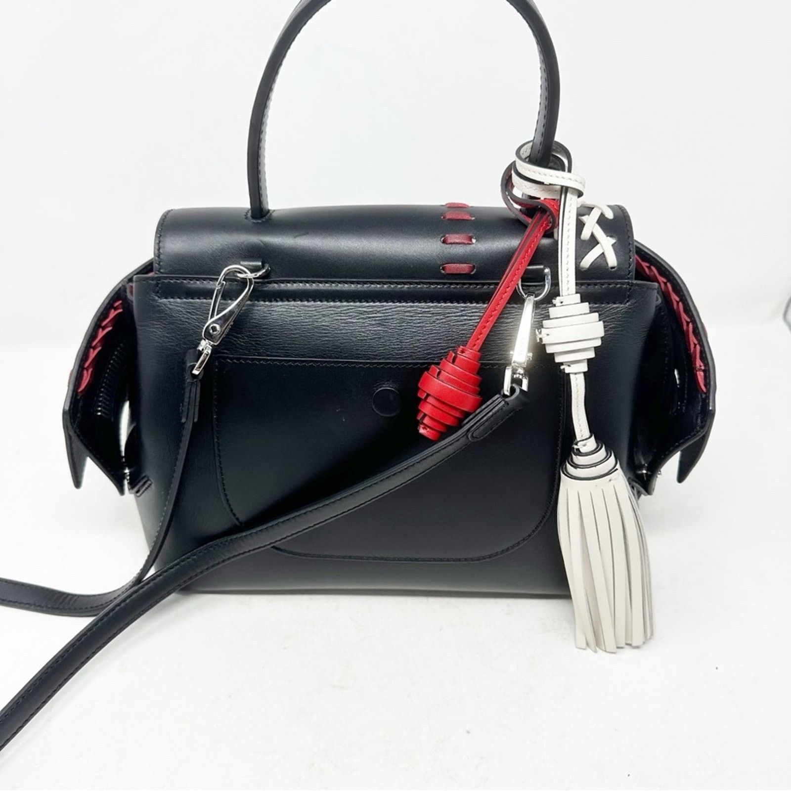 Tod's TOD'S Medium Tassels Wave Bag Black NWOT Size ONE SIZE - 6 Thumbnail