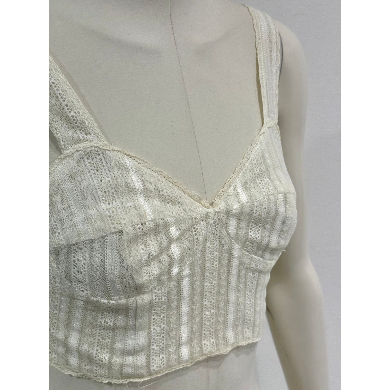 Dolce & Gabbana 1990s Dolce & Gabbana sheer lace corset top Size M / US 6-8 / IT 42-44 - 4 Thumbnail