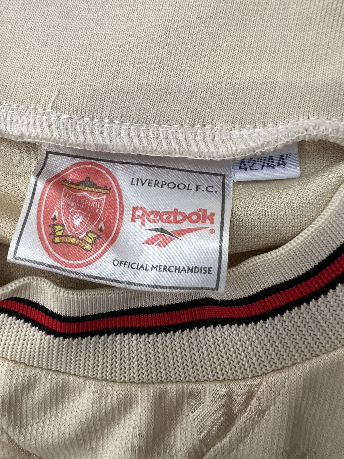 Vintage Vintage 1996 Reebok Liverpool soccer kit jersey Size US L / EU 52-54 / 3 - 3 Thumbnail