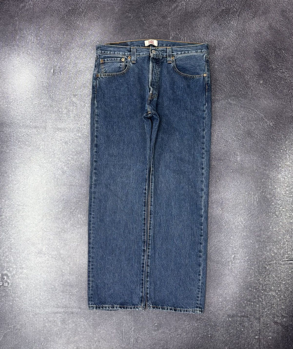 Levi's Vintage Levi’s 501 Men’s Straight Fit Blue USA Denim Jeans Size US 33 - 2 Thumbnail