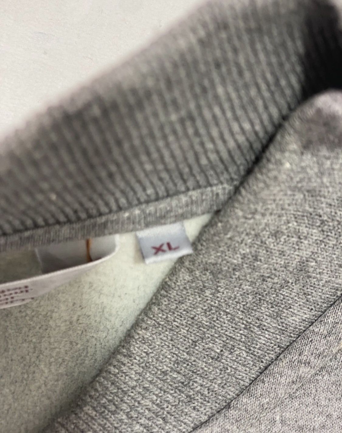 Carhartt Wip Car-Lux Carhartt wip bomber jacket sizeXL gray with zip used Size US XL / EU 56 / 4 - 6 Thumbnail