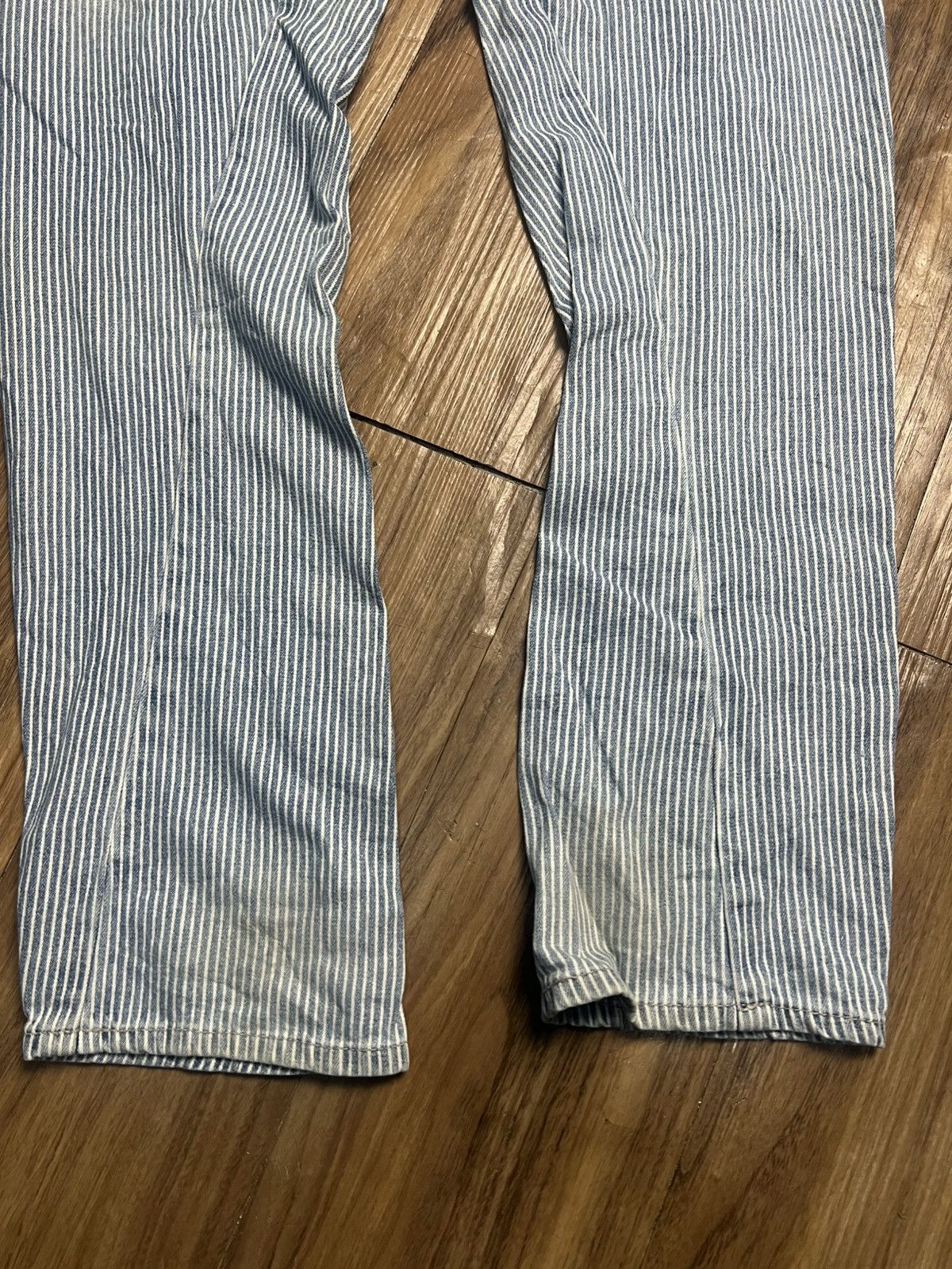 If Six Was Nine Vintage Cutie Blonde Bio-Stone Wash Pinstripe Jeans (40) Size 32" / US 10 / IT 46 - 17 Thumbnail