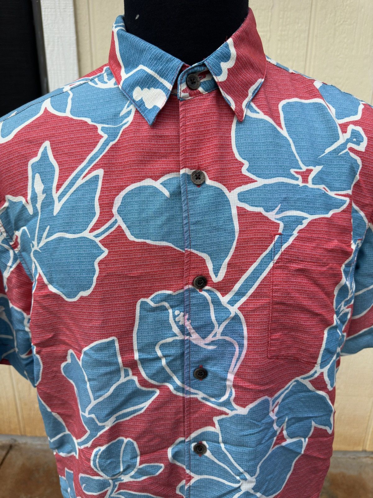 Other Kahala Red/Blue Hawaiian Print Full Button Men's Medium Size US M / EU 48-50 / 2 - 3 Thumbnail
