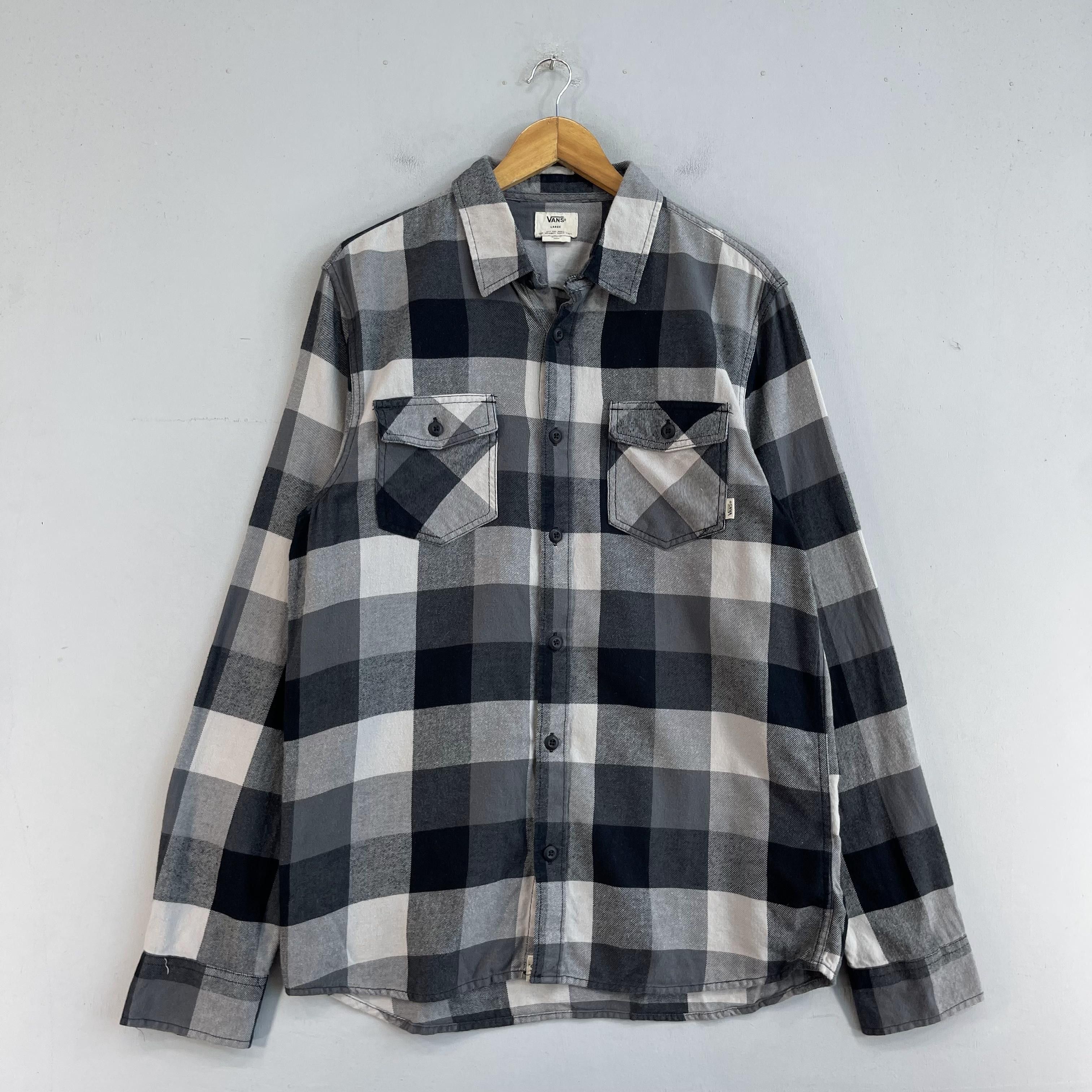 Flannel × Vans Vintage VANS Plaid Black/Gray Flannel Shirt Button Up Size US M / EU 48-50 / 2 - 5 Thumbnail