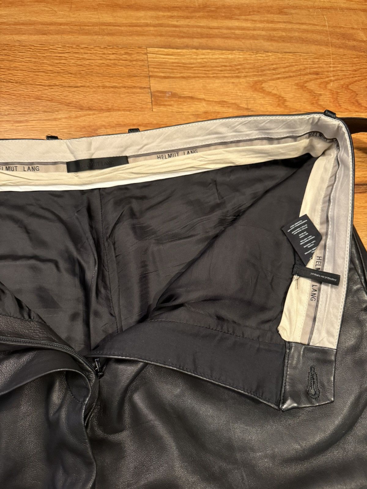 Helmut Lang Helmut Lang Lamb Leather shorts size 12 black Size US 33 - 3 Thumbnail