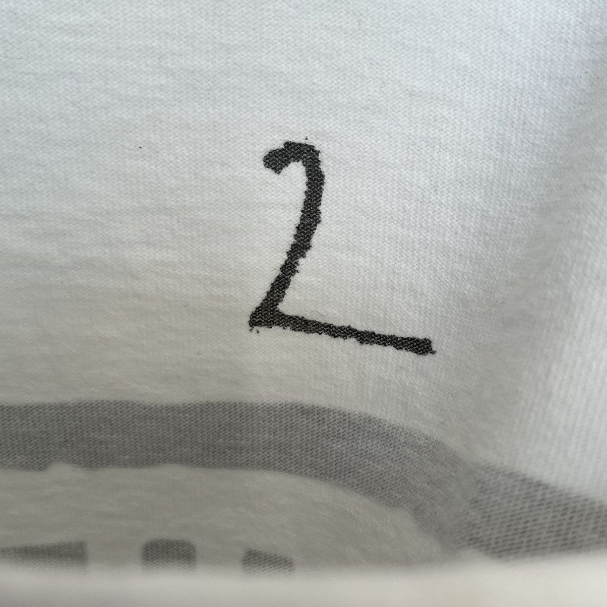 Yeezy Yeezy Vultures Short Sleeve Box Tee White Size US L / EU 52-54 / 3 - 3 Thumbnail